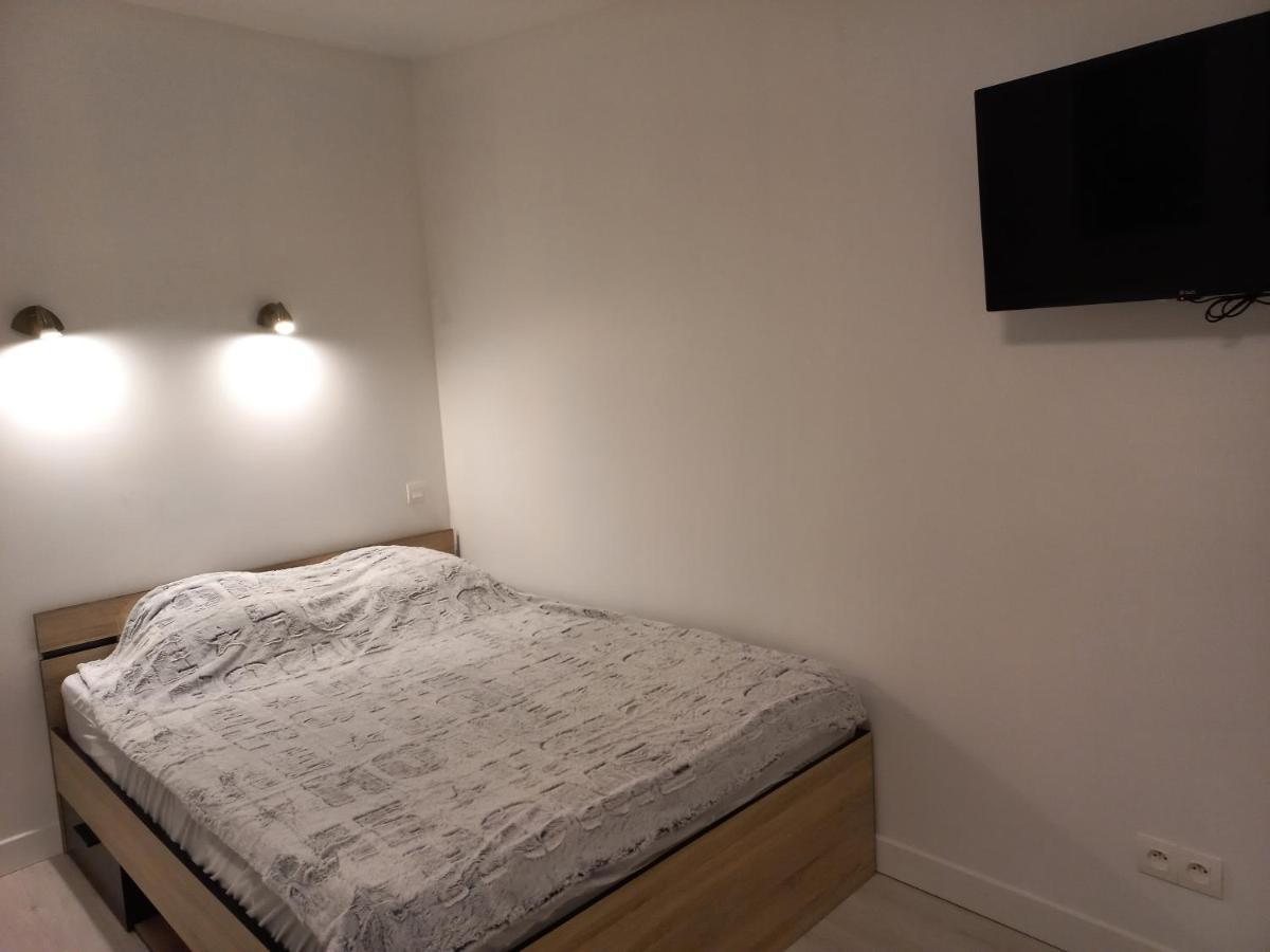 Appartement Studio Tt Confort Neuf Et Equipe à Noyon Extérieur photo